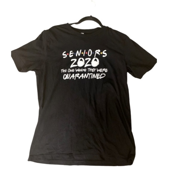Women’s 2020 quarantine short shelve graphic T-shirt size: large - Picture 1 of 1